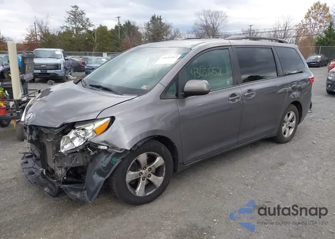 2017 Toyota Sienna Le 8 Passenger from USA, damaged, VIN 5TDKZ3DC0HS890531
